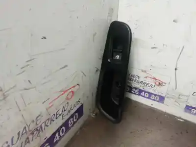 Peça sobressalente para automóvel em segunda mão botão / interruptor elevador vidro traseiro esquerdo por jeep renegade sport 4x2 referências oem iam 