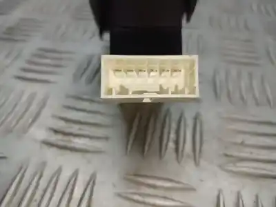 Second-hand car spare part rear right power window switch for chevrolet epica lt oem iam references   