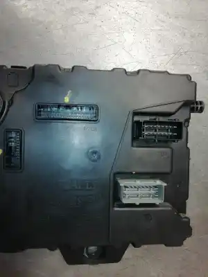 Second-hand car spare part fuse box unit for renault kangoo authentique oem iam references 8200870481  