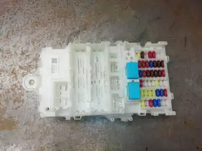 Peça sobressalente para automóvel em segunda mão caixa de fusíveis e relés por honda jazz (gk) confort referências oem iam 747056390w