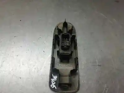 Second-hand car spare part right front power window switch for citroen c3 tonic oem iam references 966579z77d  