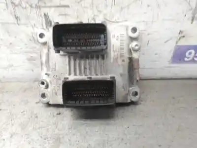 Pezzo di ricambio per auto di seconda mano CENTRALINA MOTORE per OPEL CORSA C  Riferimenti OEM IAM 0261207423  24449796
