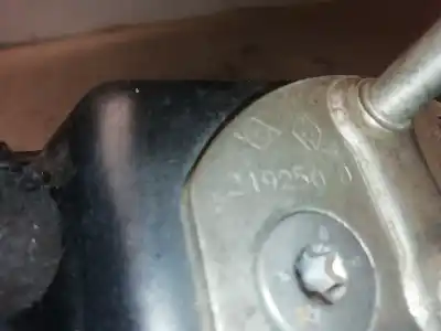 Peça sobressalente para automóvel em segunda mão puxador interior traseiro direito por renault kangoo authentique referências oem iam 219250d  