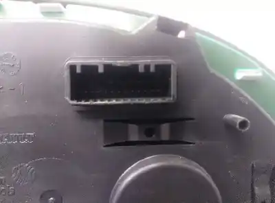 Peça sobressalente para automóvel em segunda mão quadrante por dacia duster ambiance 4x2 referências oem iam 248101921r  ns25733254