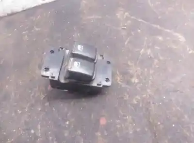 Second-hand car spare part left front power window switch for hyundai i10 classic oem iam references   202007107