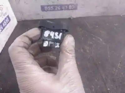 Peça sobressalente para automóvel em segunda mão botão / interruptor elevador vidro dianteiro esquerdo por dacia duster laureate 4x2 referências oem iam   