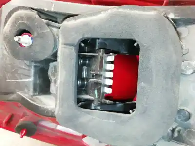 Pièce détachée automobile d'occasion feu arrière droit pour opel corsa d selective références oem iam 13186351  
