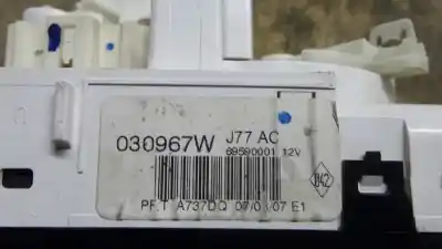 Peça sobressalente para automóvel em segunda mão comando de sofagem (chauffage / ar condicionado)  por renault clio iii 2.0 16v referências oem iam 030967w  69590001