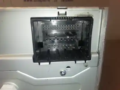 İkinci el araba yedek parçası ses sistemi / radyo cd için opel astra j lim. cosmo oem iam referansları 13334053  