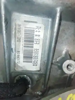 Second-hand car spare part gearbox for dacia duster ambiance 4x2 oem iam references 320105790r  
