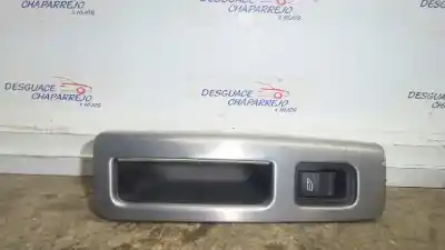 Peça sobressalente para automóvel em segunda mão Botão / Interruptor Elevador Vidro Traseiro Direito por VOLVO S40 BERLINA 2.0 D Momentum Referências OEM IAM   