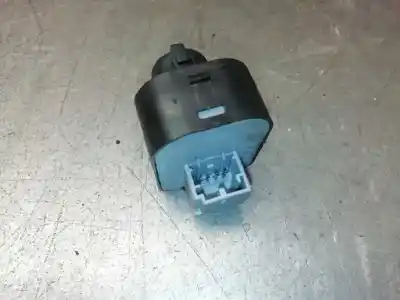 Pezzo di ricambio per auto di seconda mano controllo specchio per audi a4 avant (8e) 2.0 tdi (dpf) (125kw) riferimenti oem iam 8e0959565  