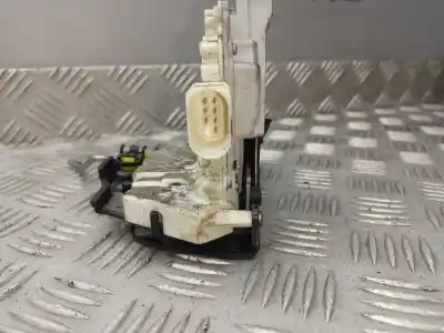 Peça sobressalente para automóvel em segunda mão fechadura da porta traseira direita por audi a4 berlina (8e) 2.0 referências oem iam 8e0839016aa  