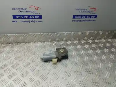 Pièce détachée automobile d'occasion MOTEUR LÈVE VITRE AVANT DROIT pour BMW SERIE 3 BERLINA (E46)  Références OEM IAM 676283620640  0130821717