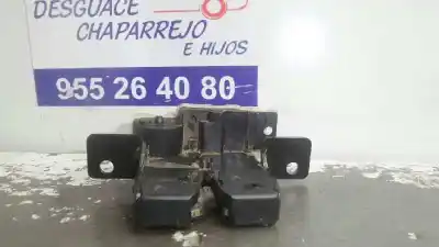 Second-hand car spare part trunk lock for renault clio iii authentique oem iam references 8200076240e  