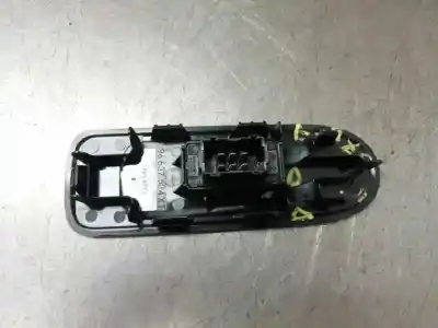 Second-hand car spare part right front power window switch for citroen c3 collection oem iam references 966579272d  