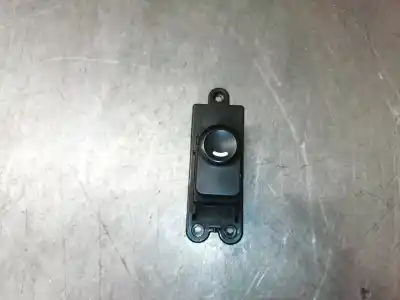 Pièce détachée automobile d'occasion commande de lève vitre arrière droit pour hyundai i30 classic références oem iam 