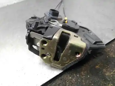 Peça sobressalente para automóvel em segunda mão fechadura da porta traseira direita por toyota corolla (e12) 2.0 d-4d linea luna berlina referências oem iam   