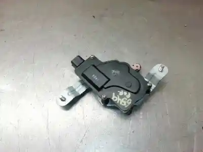 Peça sobressalente para automóvel em segunda mão motor de fechadura central mala por kia rio 1.5 crdi referências oem iam 