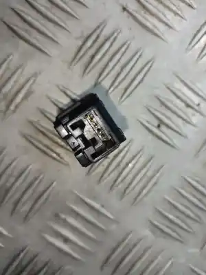 Second-hand car spare part hazard warning lights for nissan note acenta oem iam references   