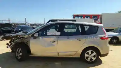 Second-hand car spare part hazard warning lights for renault scenic ii dynamique oem iam references 8200214896  