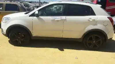 Pezzo di ricambio per auto di seconda mano comando pulito per ssangyong korando crystal 4x2 riferimenti oem iam 2020088912  