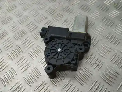 Second-hand car spare part right front window motor for opel corsa d cosmo oem iam references 1060281  