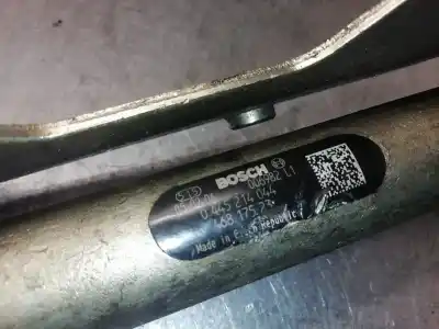 Peça sobressalente para automóvel em segunda mão régua / rampa de injetores por opel combo 1.3 16v cdti referências oem iam 0445214044  