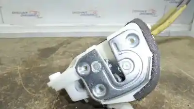 Second-hand car spare part front right door lock for mazda 2 lim. (de) * oem iam references   