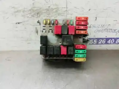 Peça sobressalente para automóvel em segunda mão caixa de fusíveis e relés por fiat bravo (198) 1.9 dynamic multijet referências oem iam 51775688