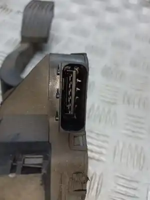 Second-hand car spare part accelerator pedal for opel corsa d catch me oem iam references 55702020  
