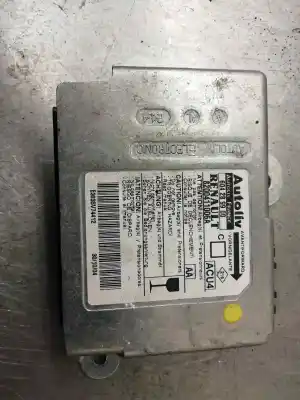 Автозапчастина б/у БЛОК УПРАВЛІННЯ ПОДУШКАМИ БЕЗПЕКИ для RENAULT MEGANE II BERLINA 3P  Посилання на OEM IAM 8200411006A  8200289900