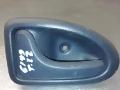 İkinci el araba yedek parçası SOL ARKA IÇ KULP için RENAULT CLIO II FASE I (B/CBO)  OEM IAM referansları 7700423887  