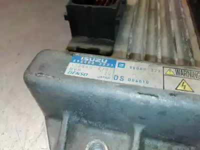 Peça sobressalente para automóvel em segunda mão centralina de motor uce por opel meriva cosmo referências oem iam 8980003221  