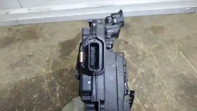 Second-hand car spare part left front door lock for renault captur dynamique oem iam references 805030788r  40517224