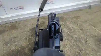 Peça sobressalente para automóvel em segunda mão fechadura da porta traseira direita por renault captur dynamique referências oem iam 825008835r  40727224