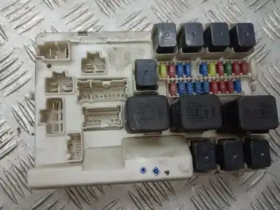Second-hand car spare part fuse box unit for nissan murano (z50) básico oem iam references 284b7cd71a  