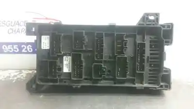 Second-hand car spare part fuse box unit for kia sorento 2.5 crdi active oem iam references 911613e010  