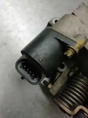 Pezzo di ricambio per auto di seconda mano scatola della farfalla per renault clio ii fase i (b/cbo) 1.4 alize riferimenti oem iam 7700866844m  
