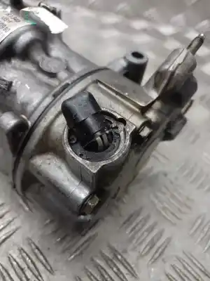 Peça sobressalente para automóvel em segunda mão compressor de ar condicionado a/a a/c por citroen c4 coupe collection referências oem iam 9651910980  