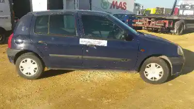 Pezzo di ricambio per auto di seconda mano kit frizione per renault clio ii fase i (b/cbo) 1.2 limited (b/cboa/f) riferimenti oem iam   