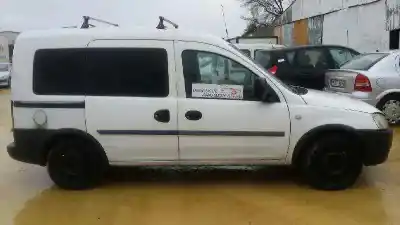 Pezzo di ricambio per auto di seconda mano supporto filtro olio per opel combo familiar riferimenti oem iam   