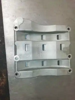 Pezzo di ricambio per auto di seconda mano Supporto Motore per SSANGYONG RODIUS XDi Premium Riferimenti OEM IAM A6710110115  