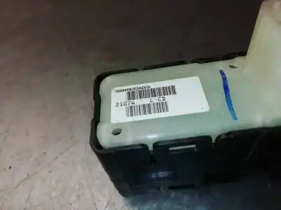 Peça sobressalente para automóvel em segunda mão botão / interruptor elevador vidro traseiro direito por dodge caliber se referências oem iam 56040693ad  