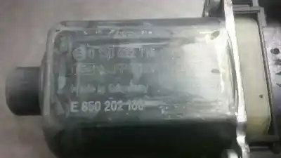 Peça sobressalente para automóvel em segunda mão elevador de vidros dianteiro direito por seat leon st (5f8) style referências oem iam 0130822716  5q0959802b