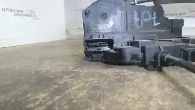 Second-hand car spare part front right door lock for renault koleos bose edition oem iam references   