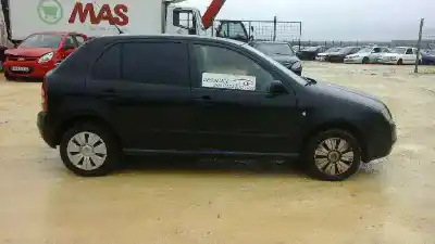Автозапчастина б/у передня права трансмісія для skoda fabia (6y2/6y3) comfort line посилання на oem iam 6q0407272bd  