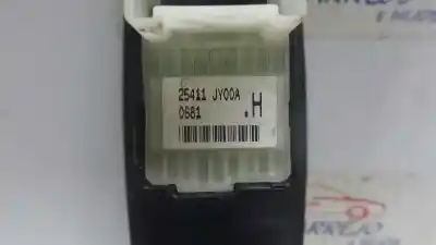 Pezzo di ricambio per auto di seconda mano interruttore alzacristalli anteriore destro per renault koleos bose edition riferimenti oem iam 25411jy00a  