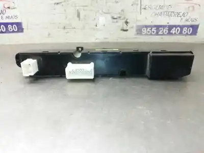 Second-hand car spare part hazard warning lights for kia cee´d concept oem iam references 937001h000  