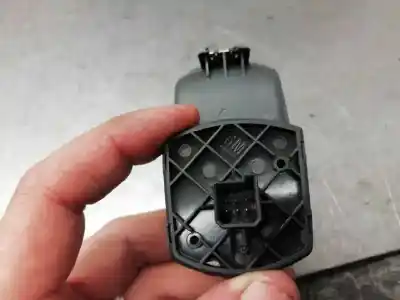 Автозапчасти б/у выключатель переднего правого окна за opel corsa d cosmo ссылки oem iam 315625731  